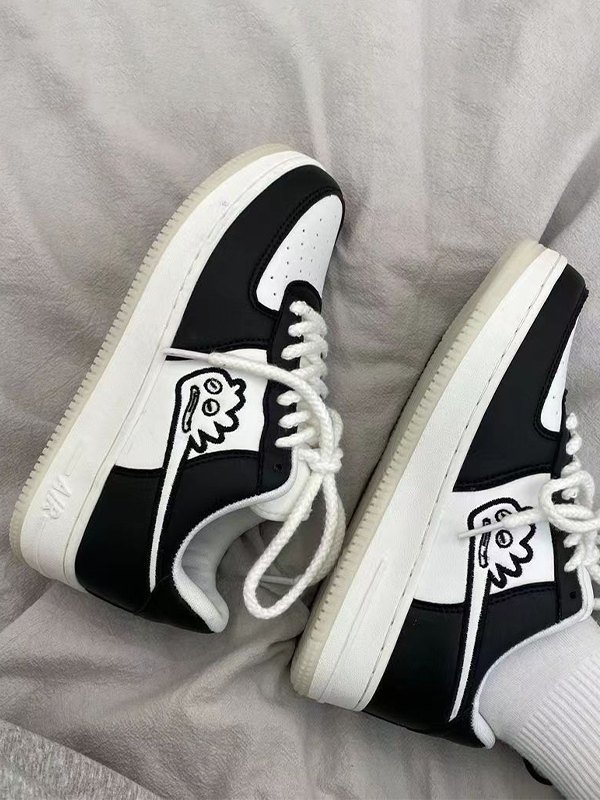 Zapatilla Monstruo Bordado-2